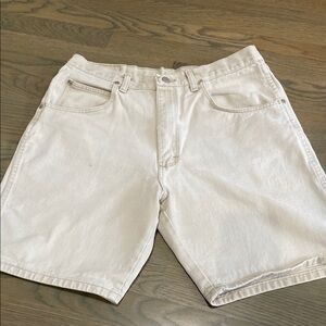 Men’s Cream Jean Shorts with Relaxed Fit and Washed Look